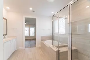 11 Mariposa Woods Dr, Tomball, TX 77375 - Photo 26