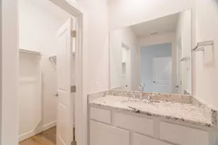 11 Mariposa Woods Dr, Tomball, TX 77375 - Photo 46