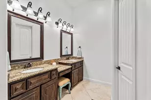 1326 Elkins Hollow Ln, League City, TX 77573 - Photo 26