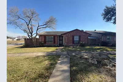 12859 Clarewood Drive, Houston, TX 77072 - Photo 2