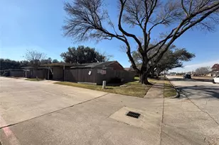 12859 Clarewood Dr, Houston, TX 77072 - Photo 6