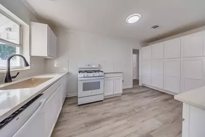 1304 Pugh Drive, Galena Park, TX 77547 - Photo 28