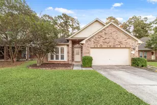 3520 White Oak Point Dr, Conroe, TX 77304 - Photo 1