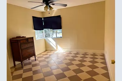 7022 Merriwood Lane, Houston, TX 77076 - Photo 10