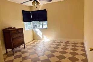 7022 Merriwood Ln, Houston, TX 77076 - Photo 10