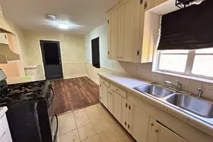 7022 Merriwood Ln, Houston, TX 77076 - Photo 6