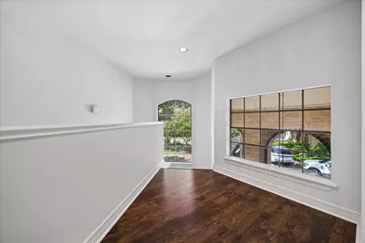 56 Bayou Pointe Drive, Houston, TX 77063 - Photo 22