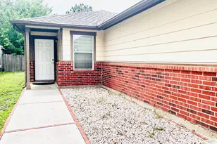 8510 Village Hollow Ln, Houston, TX 77072 - Photo 4