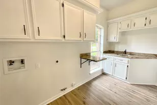 1810 7 Maples Dr, Houston, TX 77345 - Photo 24