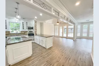 1810 Seven Maples Drive, Houston, TX 77345 - Photo 18