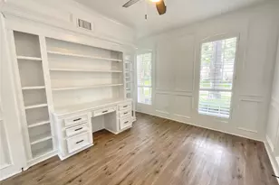 1810 7 Maples Dr, Houston, TX 77345 - Photo 12