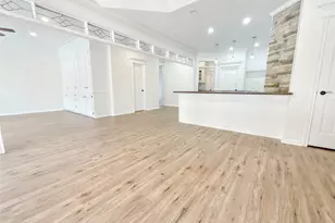 1810 7 Maples Dr, Houston, TX 77345 - Photo 20