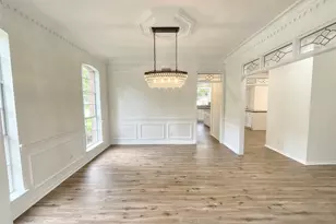 1810 7 Maples Dr, Houston, TX 77345 - Photo 10