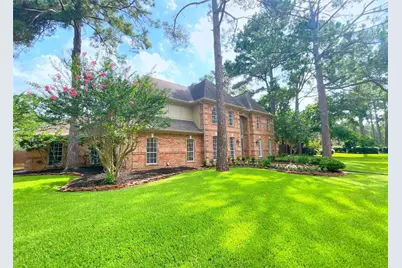 1810 Seven Maples Drive, Houston, TX 77345 - Photo 4