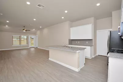 2734 San Bernard Drive, Fresno, TX 77545 - Photo 8