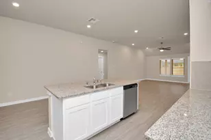 2734 San Bernard Dr, Fresno, TX 77545 - Photo 12