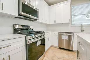 815 Robins Way, Stafford, TX 77477 - Photo 14