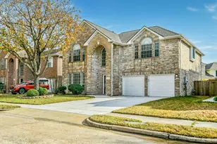 815 Robins Way, Stafford, TX 77477 - Photo 2