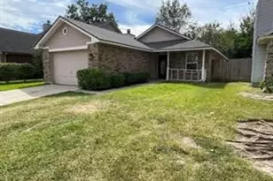 11514 Gullwood Dr, Houston, TX 77089 - Photo 2