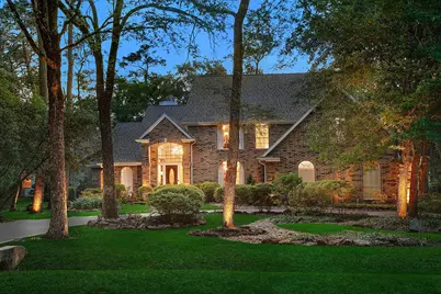 38 Southgate Drive, The Woodlands, TX 77380 - Photo 2