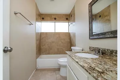 5815 Heather Street, League City, TX 77573 - Photo 8