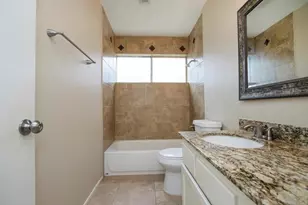 5815 Heather St, League City, TX 77573 - Photo 8