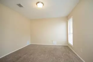 5815 Heather St, League City, TX 77573 - Photo 10