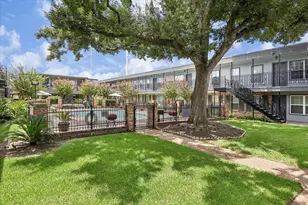 3131 Southwest Fwy, Houston, TX 77098 - Photo 2