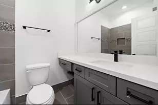 2056 Johanna Dr, Houston, TX 77055 - Photo 18