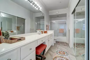 2111 Welch St, Houston, TX 77019 - Photo 10