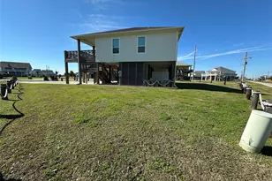 2429 Sand Castle Dr, Crystal Beach, TX 77650 - Photo 46