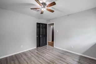 510 Mistywood Dr, Houston, TX 77090 - Photo 18