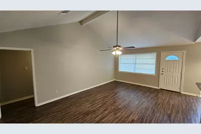 1404 Cactus Street, Baytown, TX 77521 - Photo 4