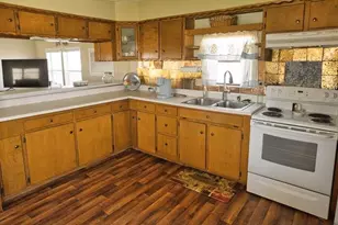 803 Cr 202, Sargent, TX 77414 - Photo 10