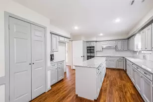 11814 Drexelbrook Dr, Houston, TX 77077 - Photo 12