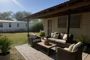 306 1st St, Eagle Lake, TX 77434 - Photo 6