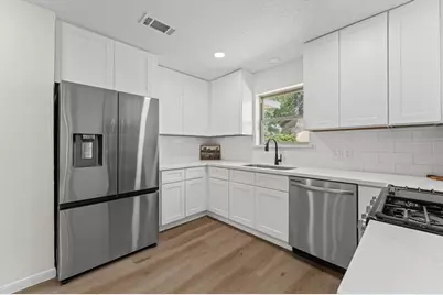 2914 Riata Lane, Houston, TX 77043 - Photo 14