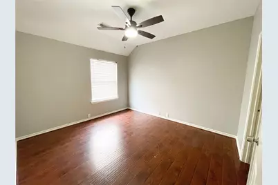 4914 Surrey Park Circle, Katy, TX 77494 - Photo 8