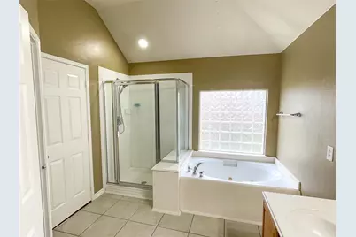 4914 Surrey Park Circle, Katy, TX 77494 - Photo 14