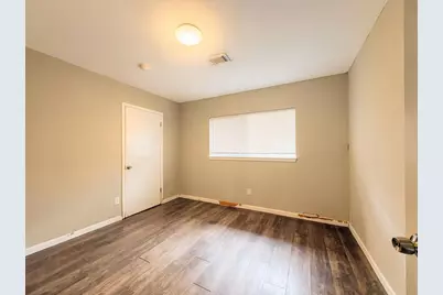 12610 S Coast Drive, Houston, TX 77047 - Photo 10