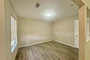 12610 S Coast Dr, Houston, TX 77047 - Photo 6