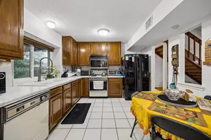9815 Walnut Glen Dr, Houston, TX 77064 - Photo 8