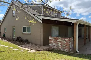 1122 Lakeside Dr, Huntsville, TX 77320 - Photo 4