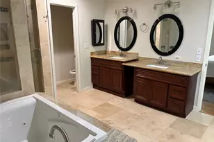 1122 Lakeside Dr, Huntsville, TX 77320 - Photo 26