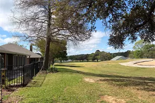 1122 Lakeside Dr, Huntsville, TX 77320 - Photo 10