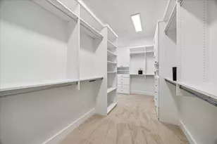 34 Windsor Ct, Houston, TX 77055 - Photo 24