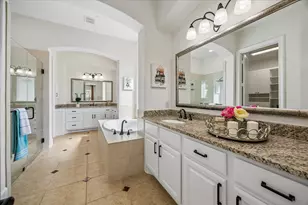 34 Windsor Ct, Houston, TX 77055 - Photo 22