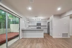 2425 W Settler's Way, The Woodlands, TX 77380 - Photo 16