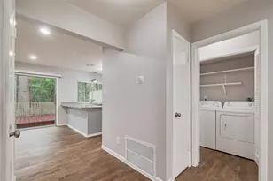 2425 W Settler's Way, The Woodlands, TX 77380 - Photo 8