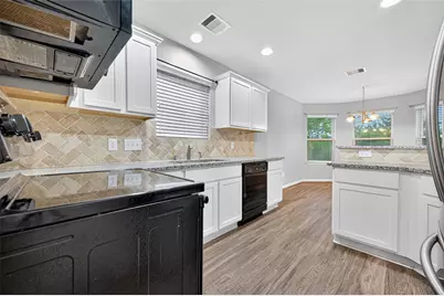 12370 Lake Conroe Hills Drive, Willis, TX 77318 - Photo 8